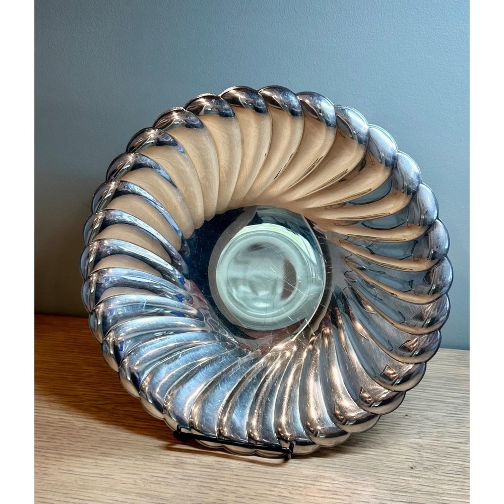 WM Rogers Vintage Waverly 3835 Silverplate Swirl Bowl 10.5" MCM